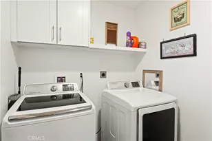 8476 Perada, Jurupa Valley, CA 92509 - Photo 27