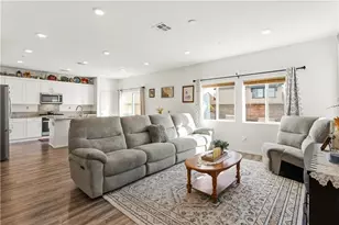 8476 Perada, Jurupa Valley, CA 92509 - Photo 5