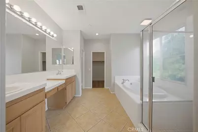 16498 Medinah, Fontana, CA 92336 - Photo 31