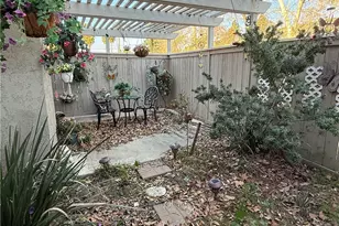 2061 W Redlands, Redlands, CA 92373 - Photo 3