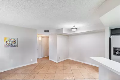 14610 Erwin #212, Van Nuys, CA 91411 - Photo 5