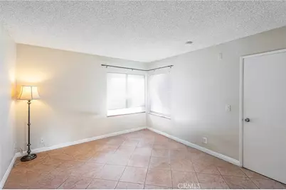 14610 Erwin #212, Van Nuys, CA 91411 - Photo 11