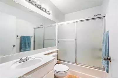 14610 Erwin #212, Van Nuys, CA 91411 - Photo 9