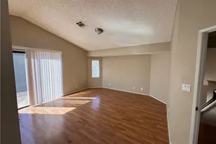 4546 Grandview Dr, Palmdale, CA 93551 - Photo 19