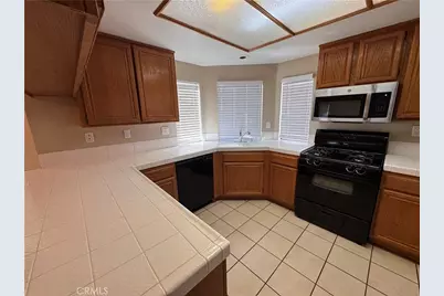 4546 Grandview Drive, Palmdale, CA 93551 - Photo 7