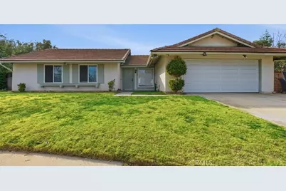 15 Naomi, Redlands, CA 92374 - Photo 3