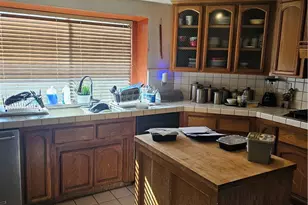 18141 Country Glen Ln, Victorville, CA 92395 - Photo 3