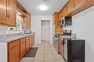 484 Philadelphia, Pomona, CA 91766 - Photo 15