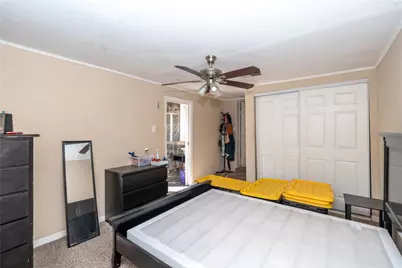 3960 Brighton, Los Angeles, CA 90062 - Photo 9