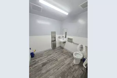 14171 Fern #6, Chino, CA 91710 - Photo 33