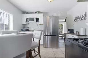 708 S Eastern Ave, Los Angeles, CA 90022 - Photo 39