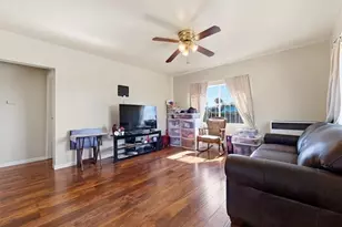 708 S Eastern Ave, Los Angeles, CA 90022 - Photo 23