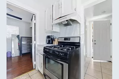 708 S Eastern Avenue, Los Angeles, CA 90022 - Photo 37