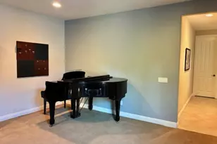 3374 Crosspointe Ct, Simi Valley, CA 93065 - Photo 11