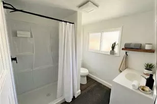 1334 S Berendo St, Los Angeles, CA 90006 - Photo 11