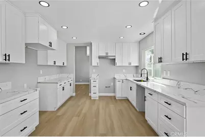 39269 Salinas, Murrieta, CA 92563 - Photo 13