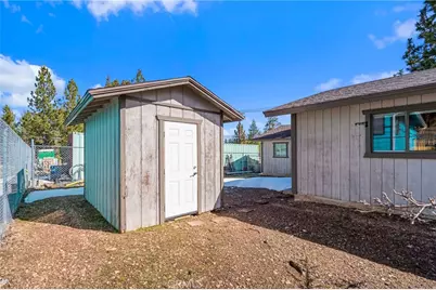 313 Greenspot, Big Bear City, CA 92314 - Photo 23