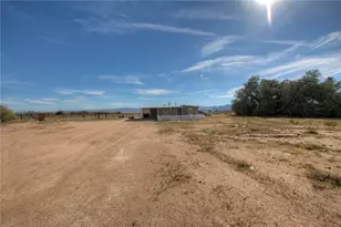 47631 Valley Center, Newberry Springs, CA 92365 - Photo 33