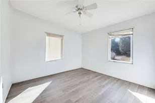 47631 Valley Center, Newberry Springs, CA 92365 - Photo 15