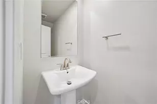 9821 Crossbay Loop, Jurupa Valley, CA 92509 - Photo 29