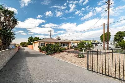 10180 Redwood, Fontana, CA 92335 - Photo 7