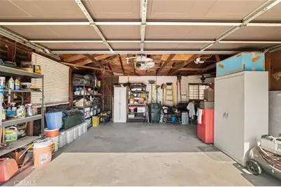 10180 Redwood, Fontana, CA 92335 - Photo 35