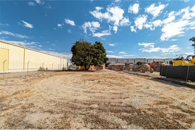 10180 Redwood, Fontana, CA 92335 - Photo 41