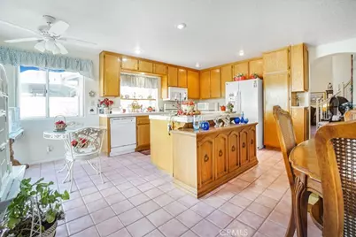 1308 Pleasant Valley, Banning, CA 92220 - Photo 7