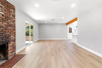 595 N Meridian, San Bernardino, CA 92410 - Photo 9