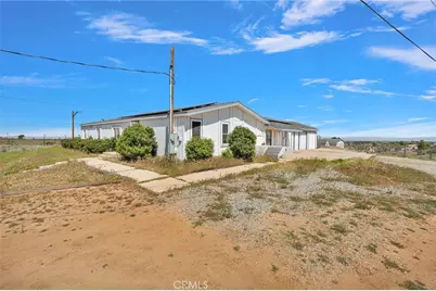 5332 Sundown Dr, Phelan, CA 92371 - Photo 3