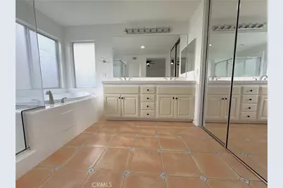 28931 Canyon Oak Place, Saugus, CA 91390 - Photo 15