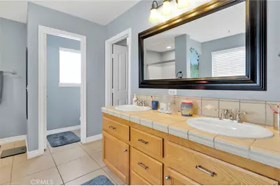 8695 Cantel Court, Oak Hills, CA 92344 - Photo 23