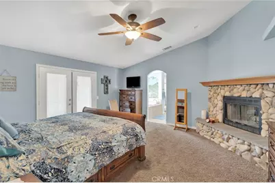 8695 Cantel Court, Oak Hills, CA 92344 - Photo 19