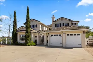 380 Highland Oaks Ct, Fallbrook, CA 92028 - Photo 3