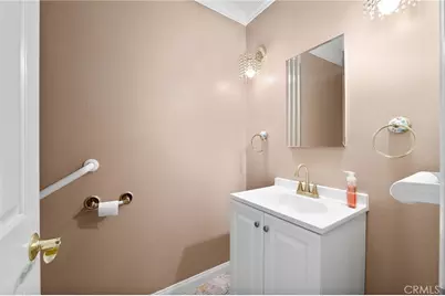 1677 Laurelwood Avenue, Colton, CA 92324 - Photo 21