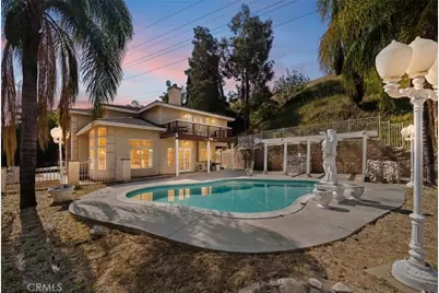 1677 Laurelwood Avenue, Colton, CA 92324 - Photo 3