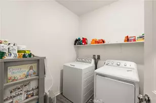 16680 Wyndham Ln, Fontana, CA 92336 - Photo 11