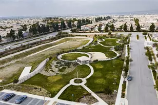 16680 Wyndham Ln, Fontana, CA 92336 - Photo 35