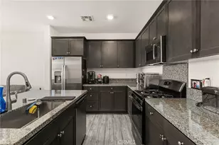 16680 Wyndham Ln, Fontana, CA 92336 - Photo 15