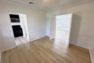 8712 S 11th Ave, Inglewood, CA 90305 - Photo 5