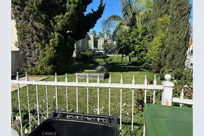 8725 S Denker, Los Angeles, CA 90047 - Photo 3