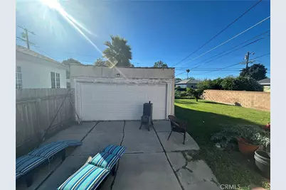 8725 S Denker, Los Angeles, CA 90047 - Photo 15