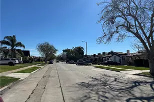 8725 S Denker, Los Angeles, CA 90047 - Photo 17