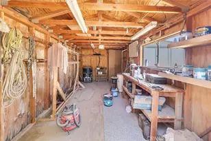 7854 Oak Hills Rd, Oak Hills, CA 92344 - Photo 59