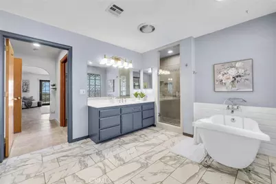 7854 Oak Hills Rd, Oak Hills, CA 92344 - Photo 23
