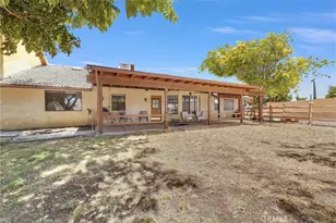 7854 Oak Hills Rd, Oak Hills, CA 92344 - Photo 39
