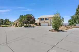 7854 Oak Hills Rd, Oak Hills, CA 92344 - Photo 5