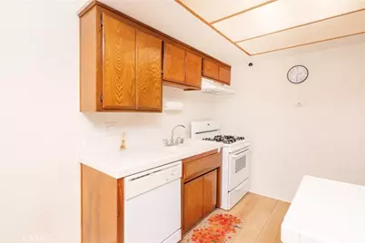 5317 N Barranca, Covina, CA 91722 - Photo 7