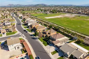14403 Redwood Valley Rd, Eastvale, CA 92880 - Photo 29