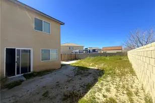 45572 Robinson Dr, Lancaster, CA 93535 - Photo 21